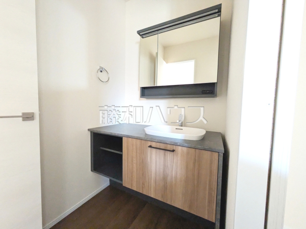 洗面室　【糟屋郡粕屋町大字柚須】