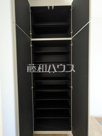 玄関収納　【八王子市長房町】