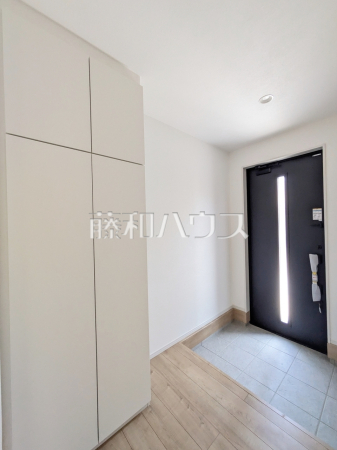 玄関ホール　【八王子市長房町】