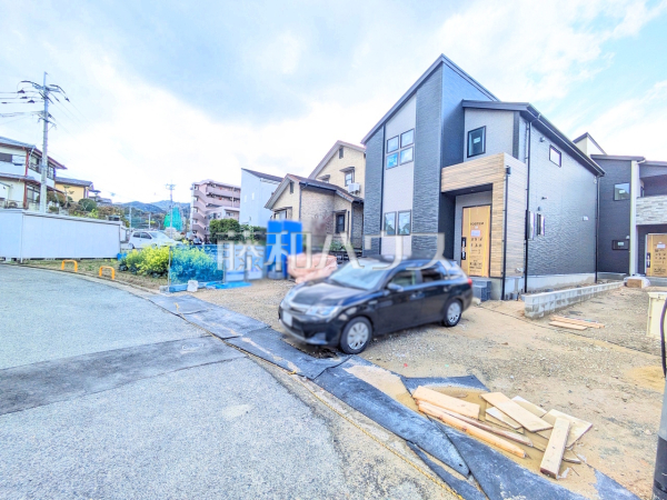 接道状況および現場風景　【福岡市城南区東油山１丁目】