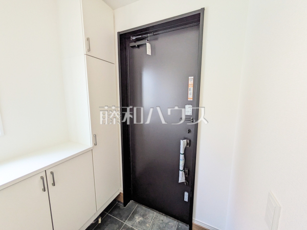 1号棟　玄関　【福岡市城南区東油山１丁目】