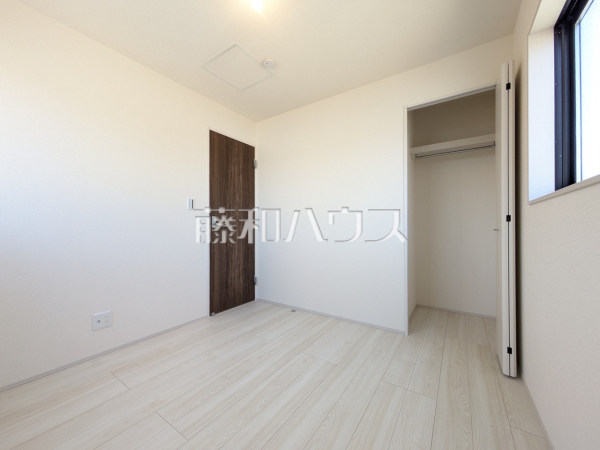 居室　【新座市栗原１丁目】