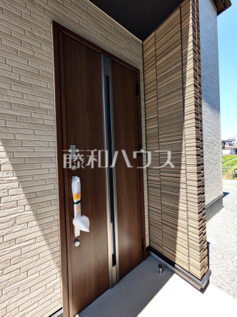 14号棟　玄関　【八王子市石川町】