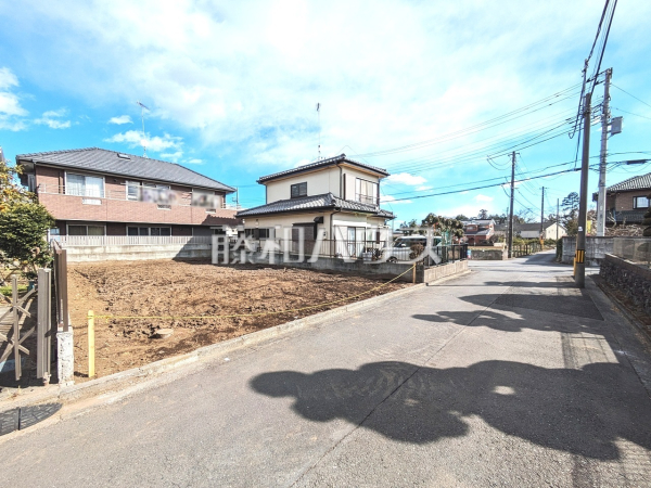 接道状況および現場風景　【八王子市元八王子町２丁目】