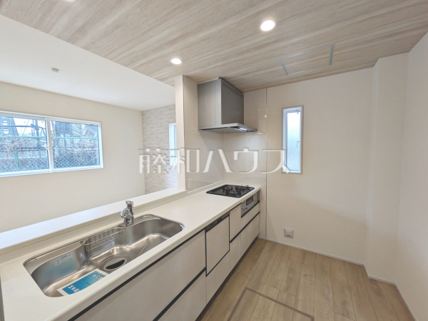 7号棟　キッチン　【八王子市石川町】