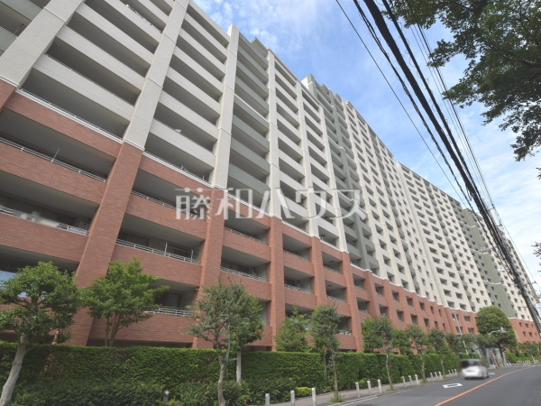 見学はしたいけど、なかなか時間が取れない・・・そんな方に出勤前や仕事終わりにマイホームを見学できるサポートをいたします。【グランジオ武蔵野】