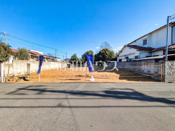 現場風景　　【東久留米市前沢４丁目】 見学はしたいけど、なかなか時間が取れない・・・そんな方に出勤前や仕事終わりにマイホームを見学できるサポートをいたします。 