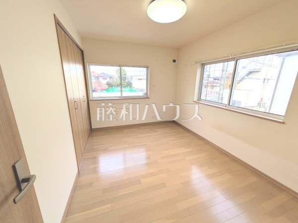 居室　【西東京市西原町４丁目】