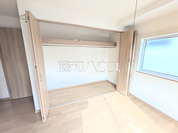 収納　【西東京市西原町４丁目】