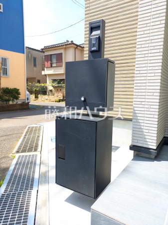 インターフォン・郵便受け　【八王子市大和田町３丁目】