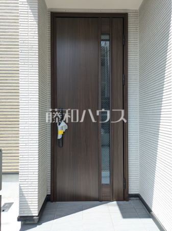 玄関　【八王子市大和田町３丁目】
