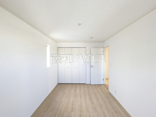 4号棟　居室　【浦添市牧港4丁目】