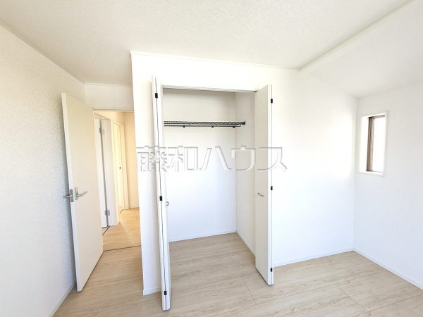 4号棟　居室　収納　【浦添市牧港4丁目】