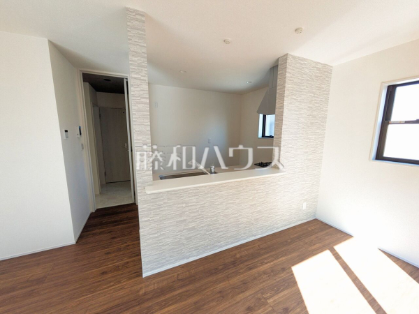 1号棟　キッチン　【所沢市上新井１丁目】