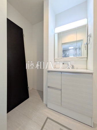 1号棟　洗面室　【府中市新町２丁目】