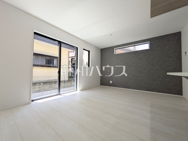 1号棟　リビング　【府中市新町２丁目】