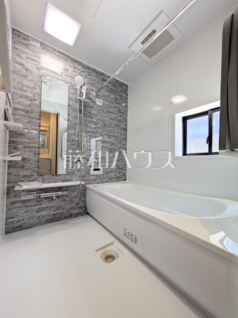 1号棟　浴室　【府中市新町２丁目】