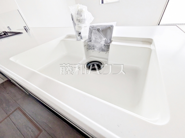 3号棟　キッチン　【府中市新町２丁目】