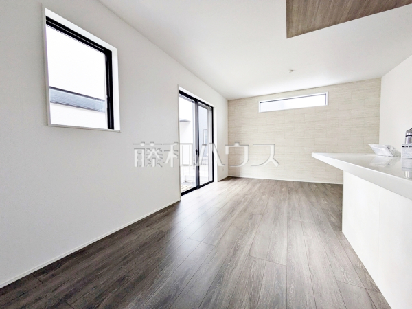 3号棟　リビング　【府中市新町２丁目】