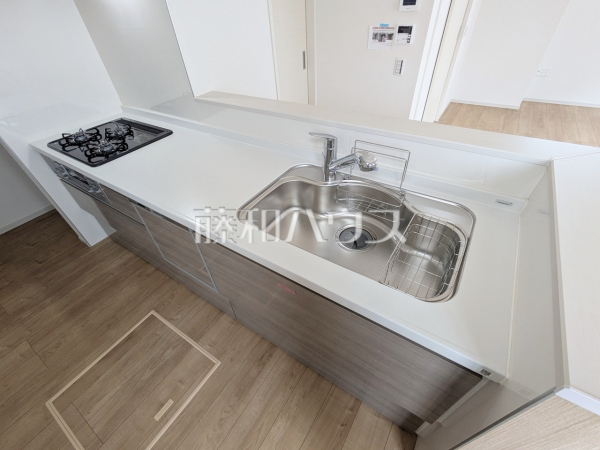 2号棟　キッチン　【武蔵村山市学園４丁目】