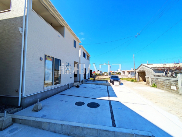 接道状況および現場風景　【糸満市字喜屋武】 平日のご案内も可能です。まずはお気軽にお問合せ下さいませ。 