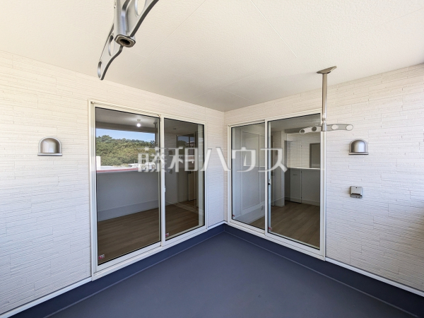 2号棟　バルコニー　【糸満市字喜屋武】