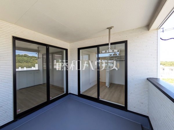 3号棟　バルコニー　【糸満市字喜屋武】