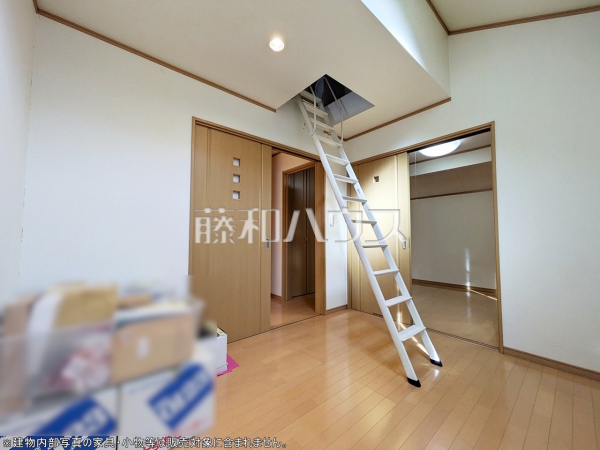 居室　【調布市調布ケ丘４丁目】