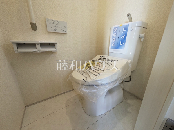 2号棟　トイレ　【調布市柴崎２丁目】