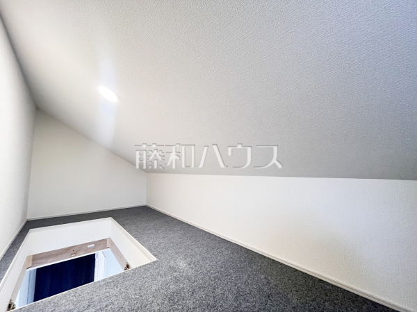 ≪3号棟　グルニエ≫さまざまな用途に利用できるグルニエつき♪　　【調布市柴崎２丁目】