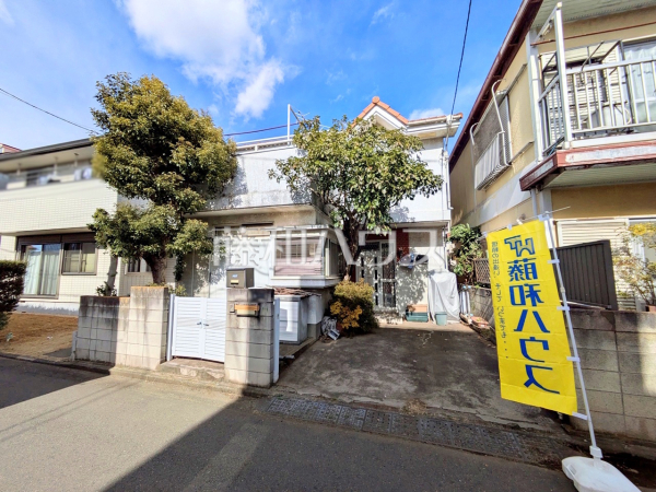 ≪現地外観≫周辺は落ち着いた雰囲気の住宅地です。小さなお子様がいるご家庭も安心です。　【府中市本宿町４丁目】