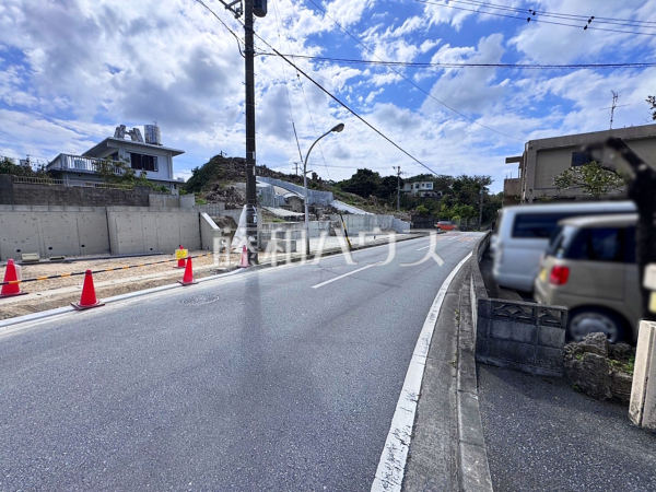 接道状況および現場風景　【糸満市字兼城】