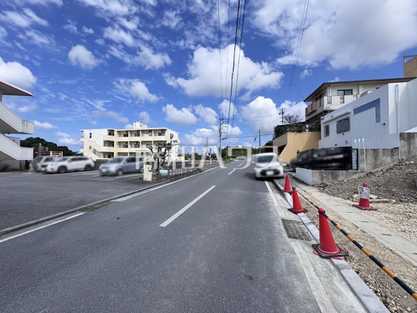 接道状況および現場風景　【糸満市字兼城】ぜひ現地をご覧になりませんか？