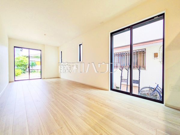 1号棟　リビング　【福岡市南区井尻４丁目】