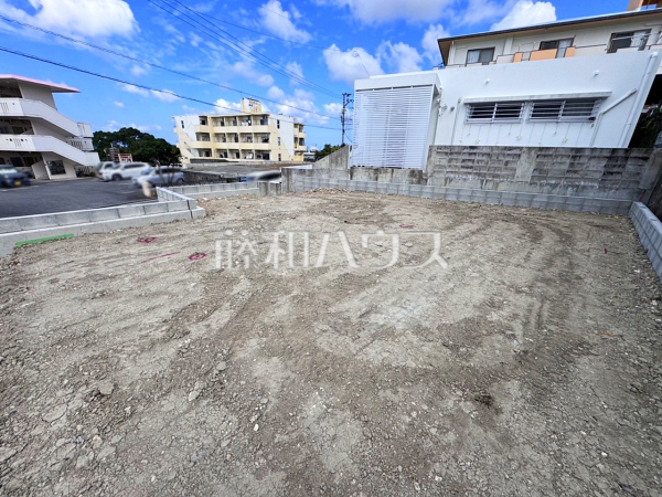 A号棟　現場風景　【糸満市字兼城】。喜んでご案内いたしますのでお気軽にお問合せ下さい。