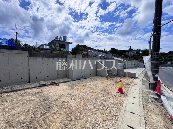 B号棟　現地写真　【糸満市字兼城】 お探しの物件に出会うためには、早めのご確認をオススメします。 