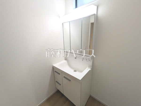 2号棟　洗面室　【福岡市南区井尻４丁目】