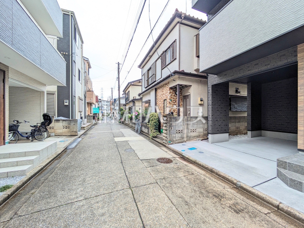 接道状況および現場風景　【新座市新座２丁目】