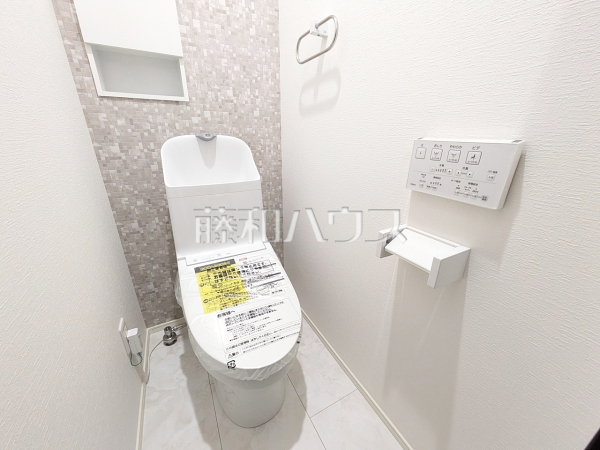 トイレ　【新座市新座２丁目】