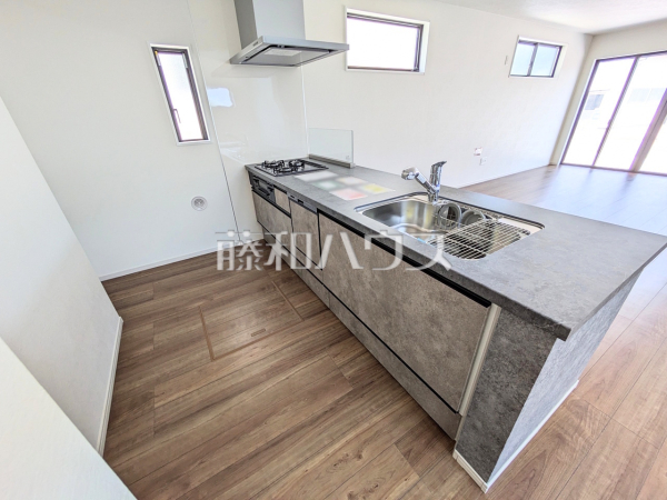 2号棟　キッチン　【糟屋郡志免町桜丘３丁目】