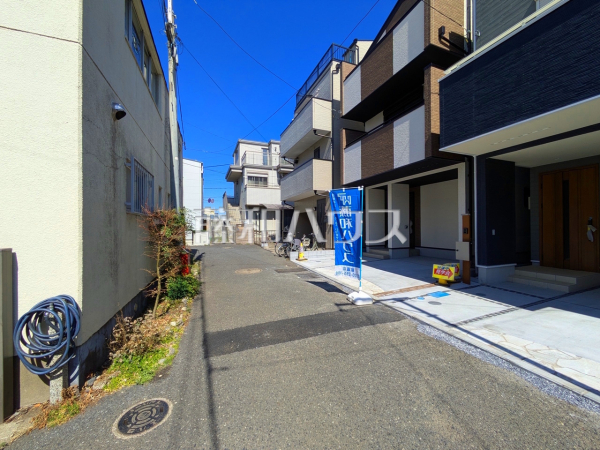 1号棟　接道状況および現場風景　【和光市諏訪】