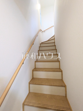 1号棟　階段　【和光市諏訪】