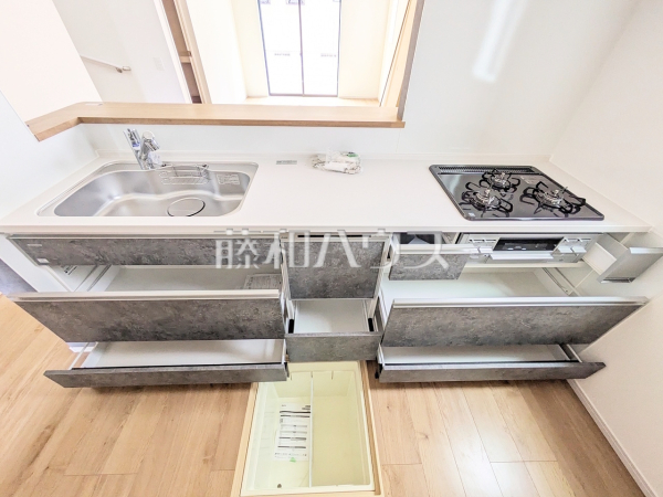 3号棟　キッチン　【福岡市南区長住１丁目】