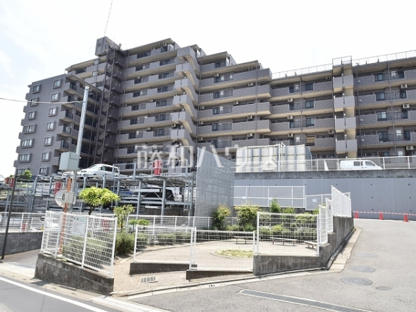 外観　【レーベングランヒルズ朝霞台】