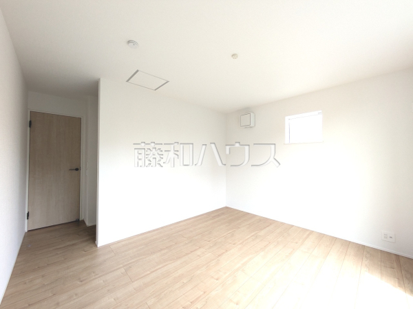 居室　【新座市片山３丁目】