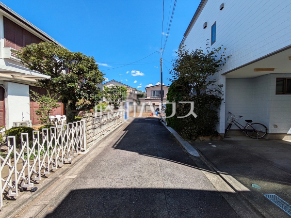 接道状況および現場風景 【練馬区石神井台1丁目】 接道状況および現場風景 【練馬区石神井台1丁目】