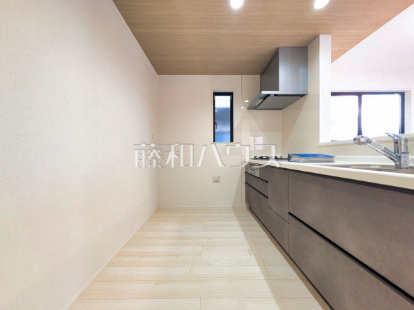 キッチン　【志木市中宗岡２丁目】