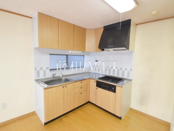 ※古屋の室内状況
キッチン　【東久留米市八幡町２丁目】