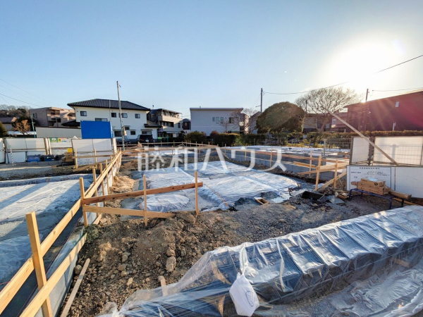 ≪1号棟　外観≫建物のプレゼンをさせていただきますので、実際の完成イメージを思い描いていただくことができます。お気軽にお問合せ下さい。　【多摩市一ノ宮４丁目】