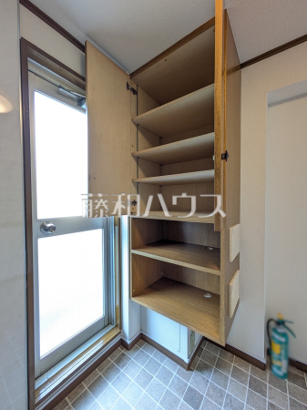 収納　【志木ニュータウン南の森壱番街　15号棟】